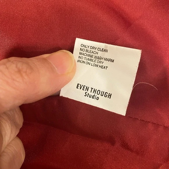 Red wool coat - Picture 5 of 14